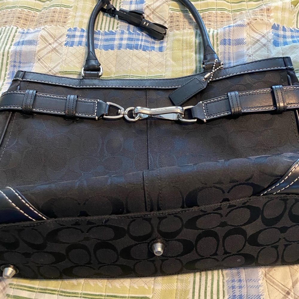 Handbag - Picture 5 of 5